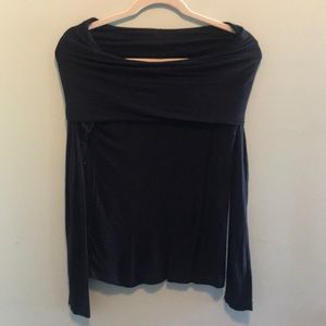 OFF THE SHOULDER BLACK TOP